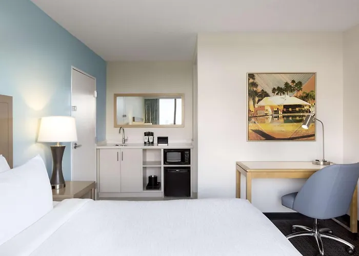 Embassy Suites By Hilton Tampa Airport Westshore